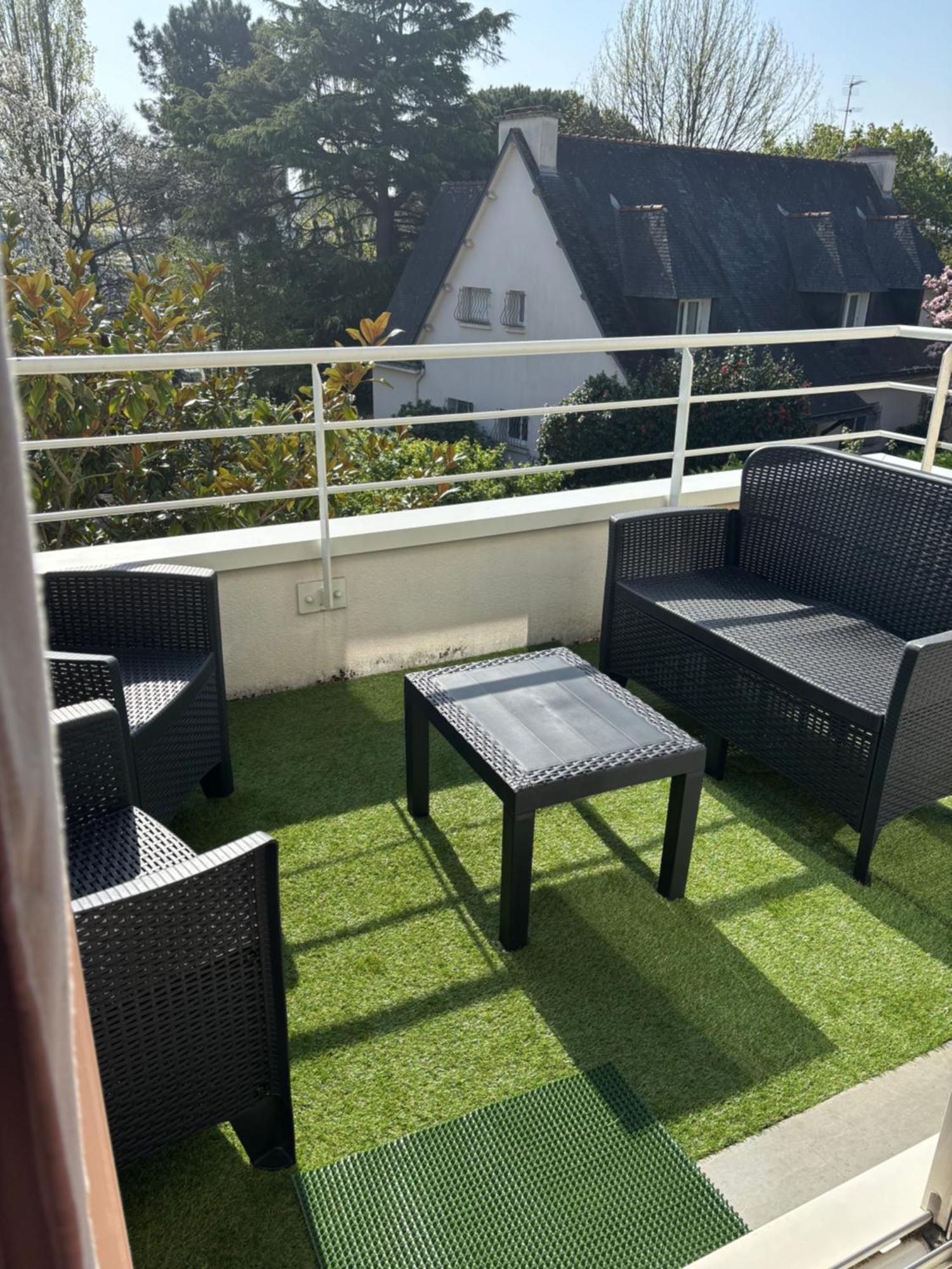 Deux Paisible Appartement *